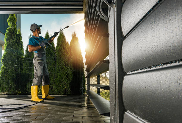 Playground Equipment Cleaning in Glendale, CA